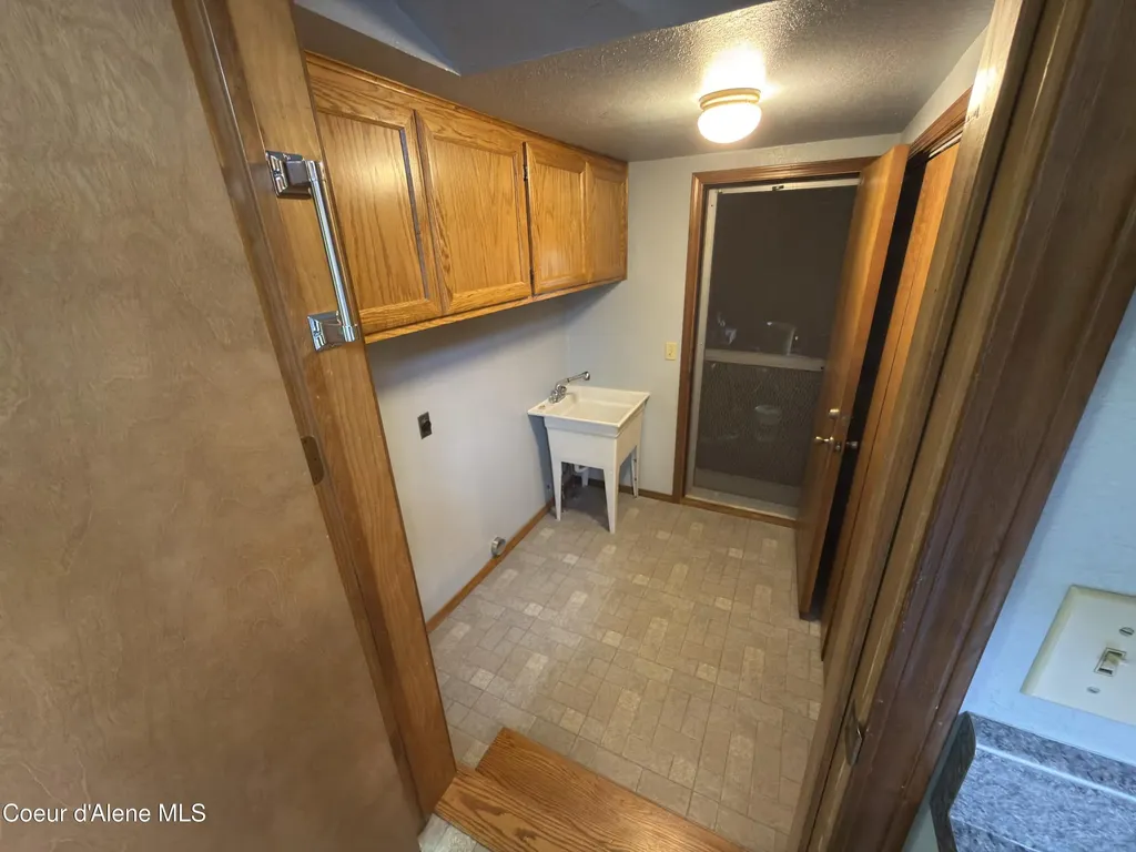 12787 N Emerald Drive Hayden ID 83835