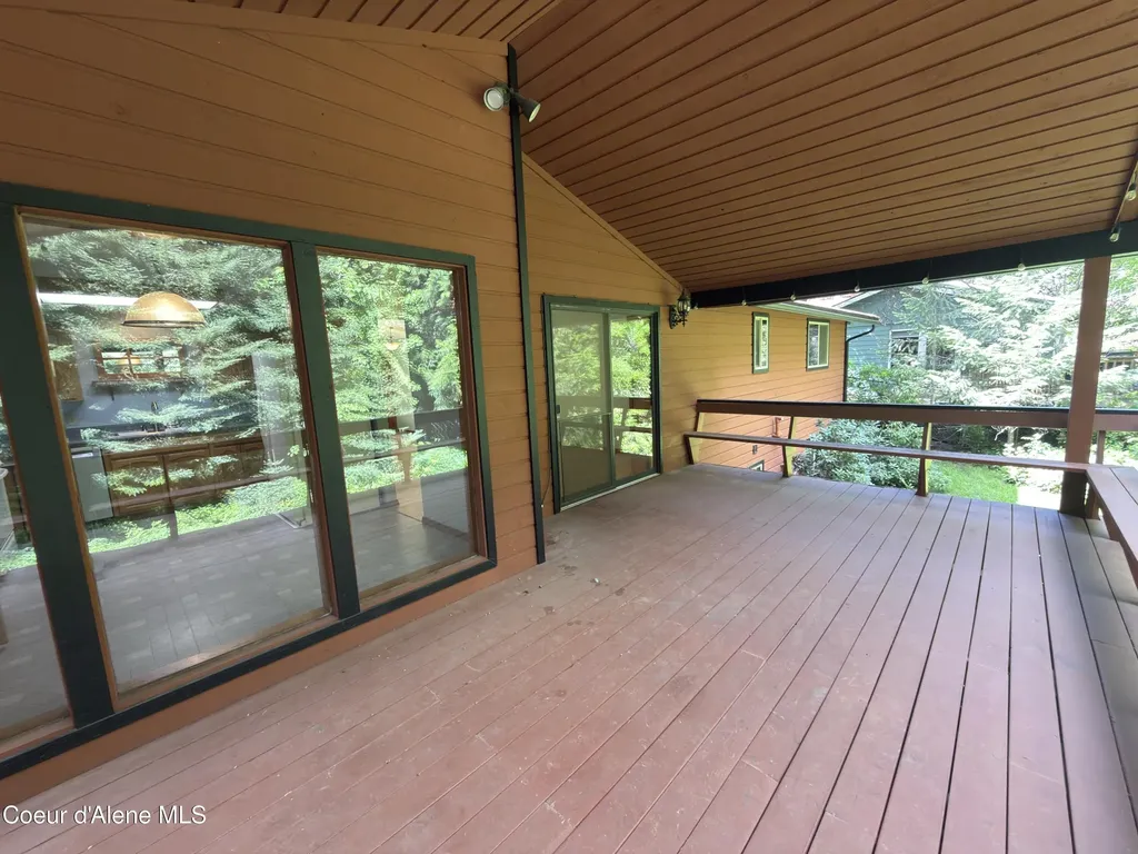 12787 N Emerald Drive Hayden ID 83835