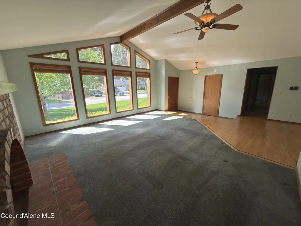 12787 N Emerald Drive Hayden ID 83835