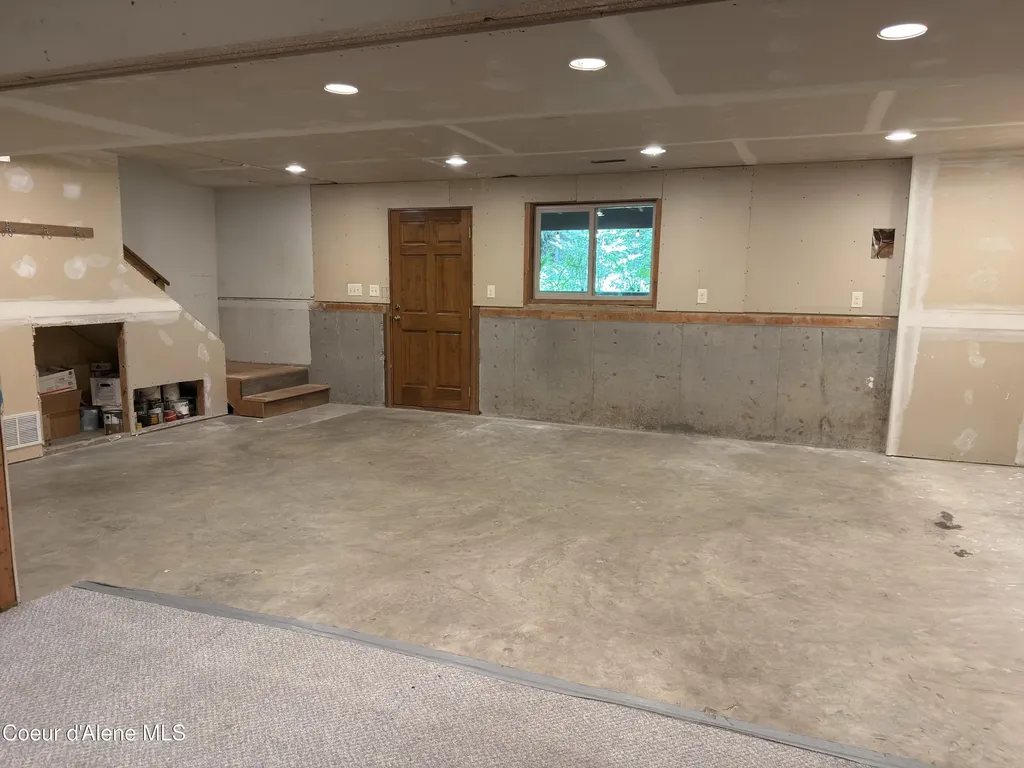 12787 N Emerald Drive Hayden ID 83835