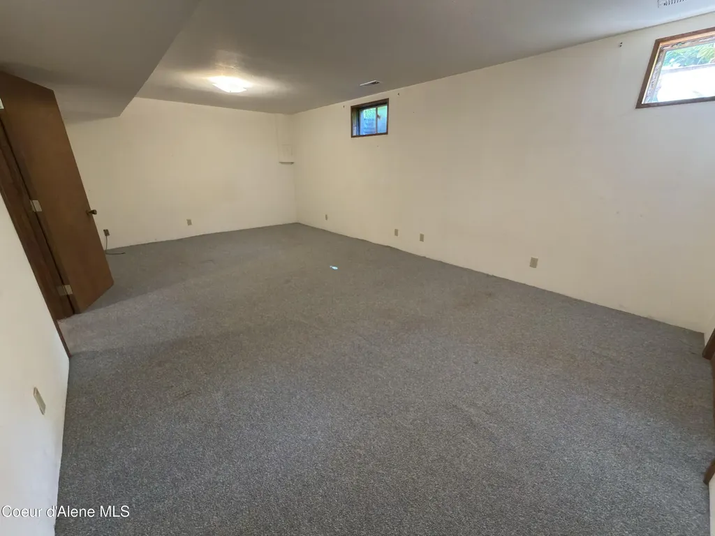 12787 N Emerald Drive Hayden ID 83835
