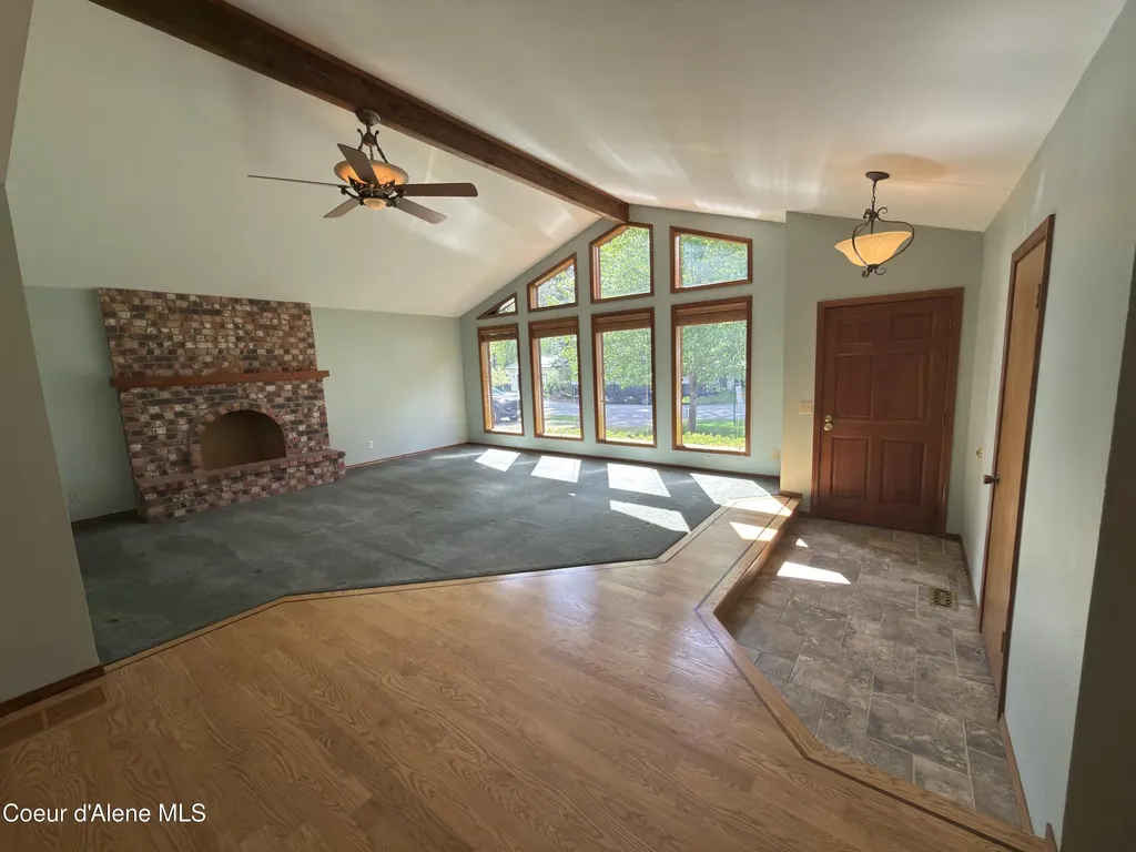 12787 N Emerald Drive Hayden ID 83835