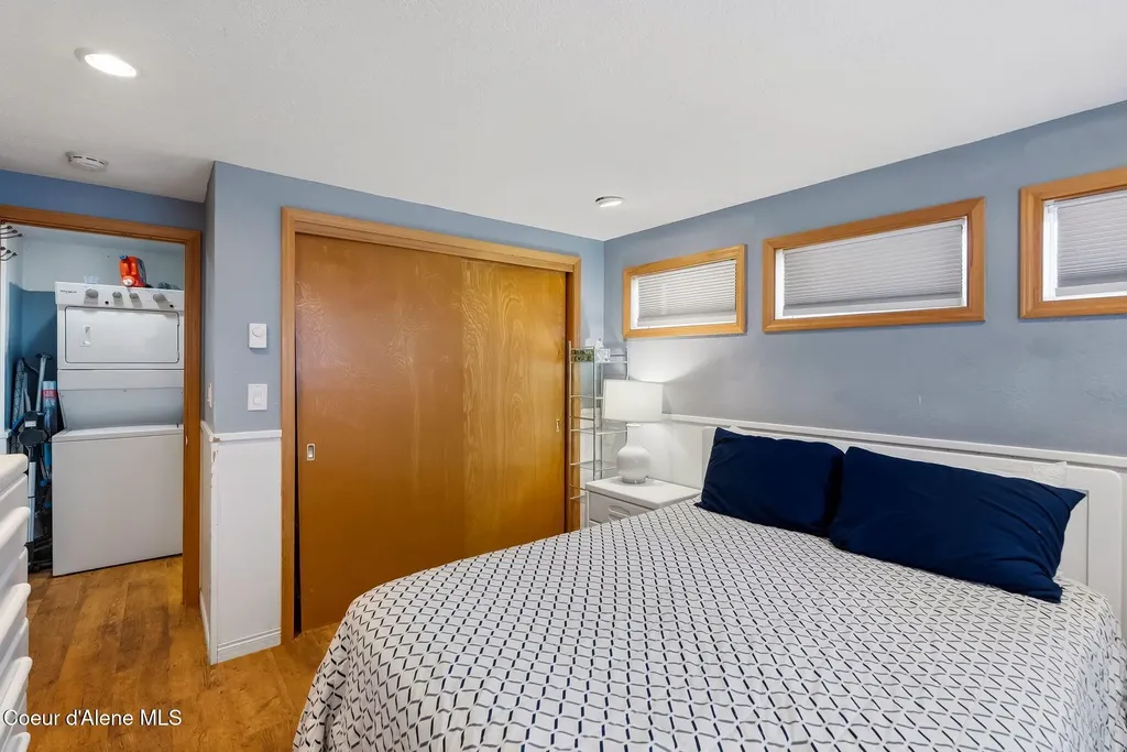 301 Iberian Way Sandpoint ID 83864