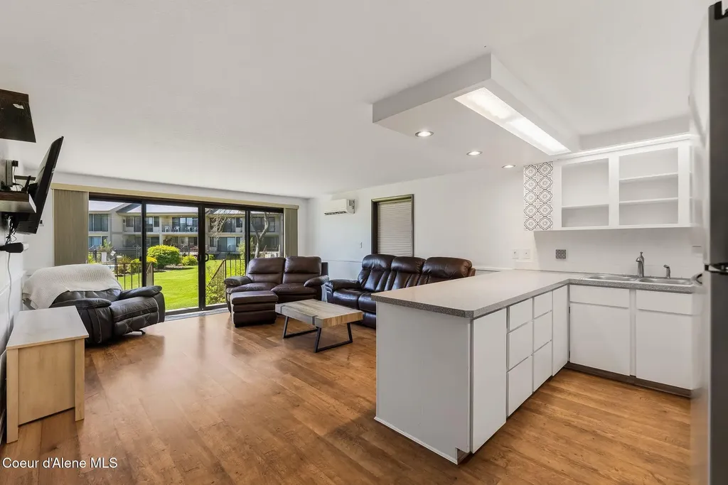 301 Iberian Way Sandpoint ID 83864
