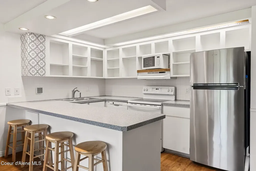 301 Iberian Way Sandpoint ID 83864