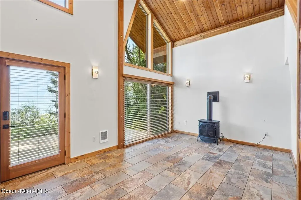 20246 E Cape Horn Road Bayview ID 83803
