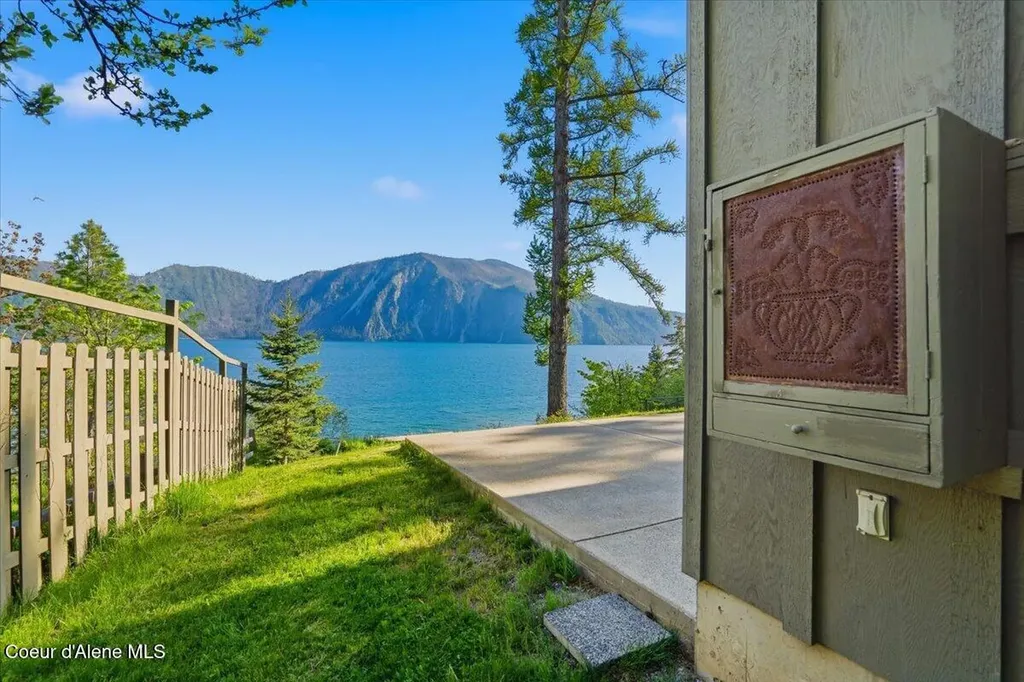 20246 E Cape Horn Road Bayview ID 83803
