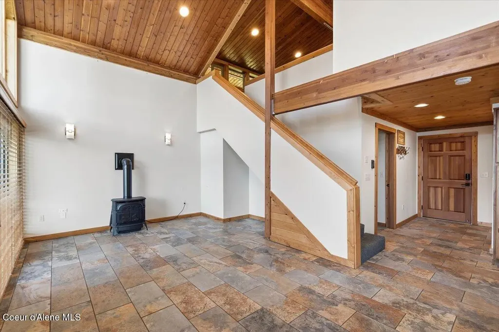 20246 E Cape Horn Road Bayview ID 83803