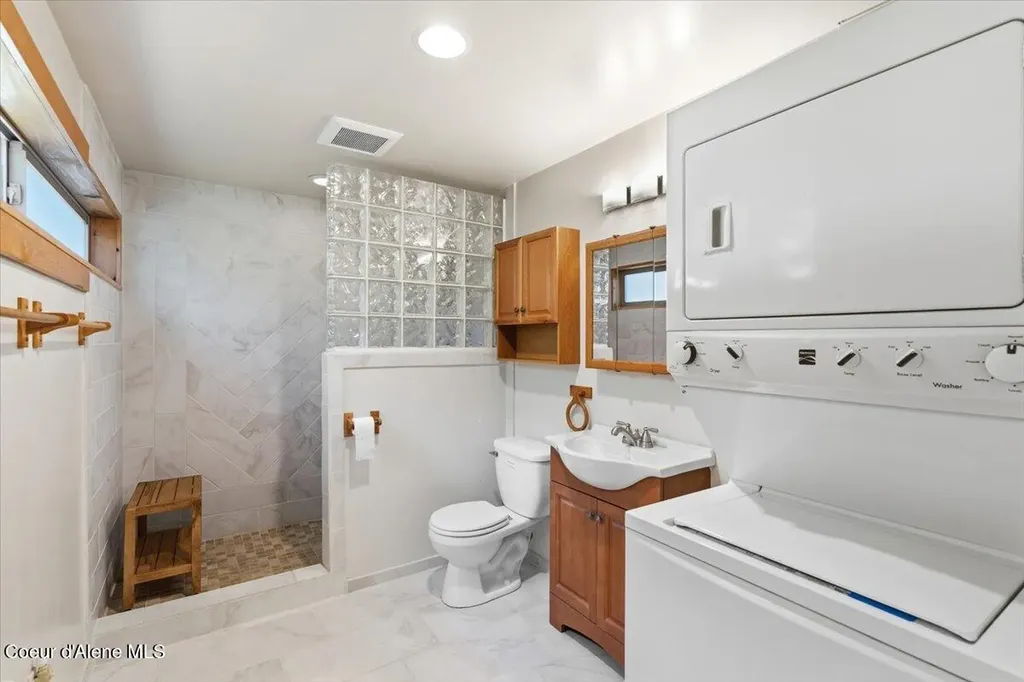 20246 E Cape Horn Road Bayview ID 83803