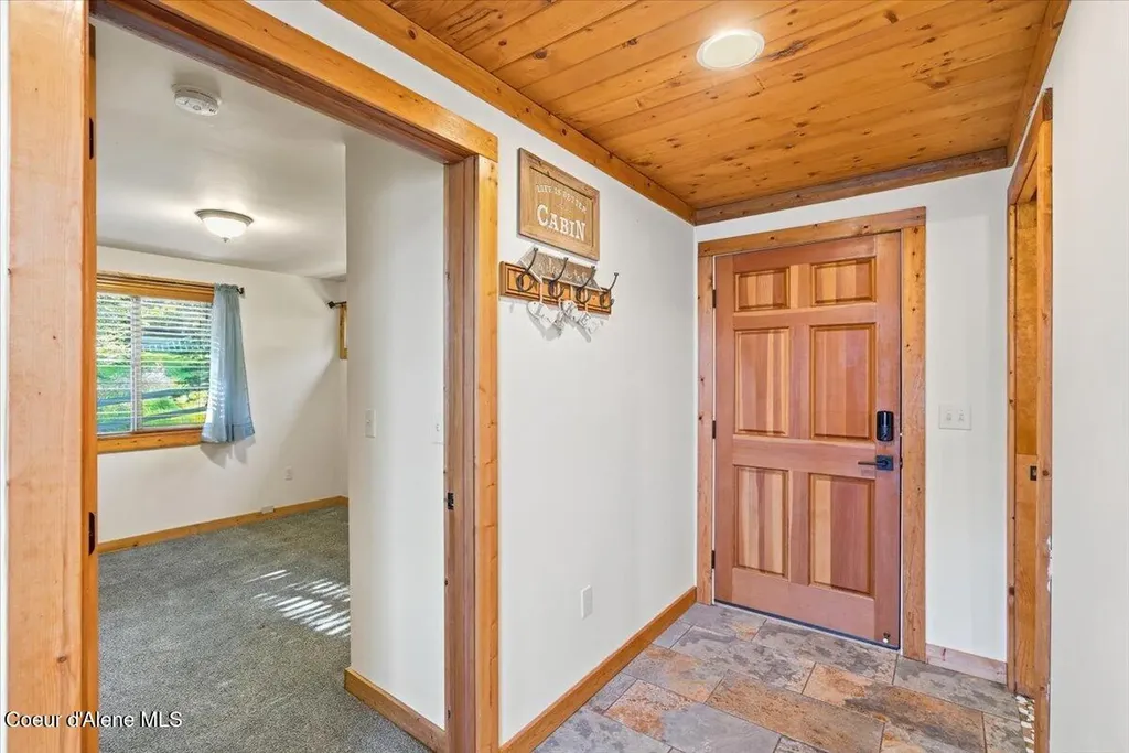 20246 E Cape Horn Road Bayview ID 83803