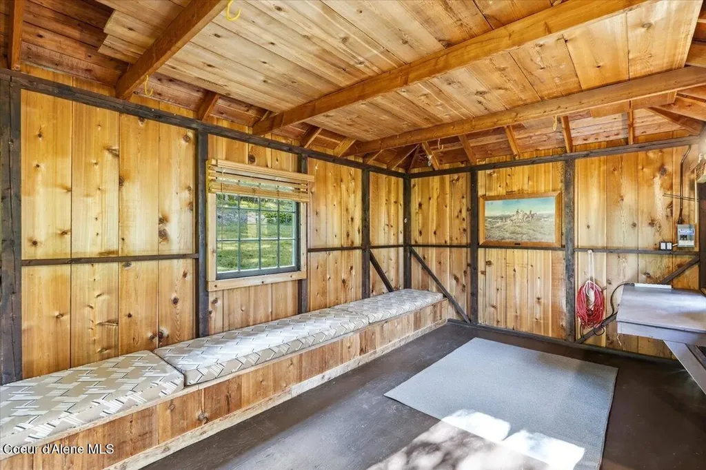 20246 E Cape Horn Road Bayview ID 83803