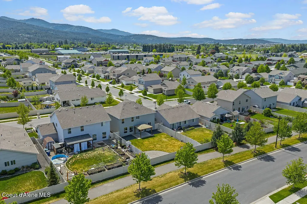 2051 W Calawah Avenue Post Falls ID 83854