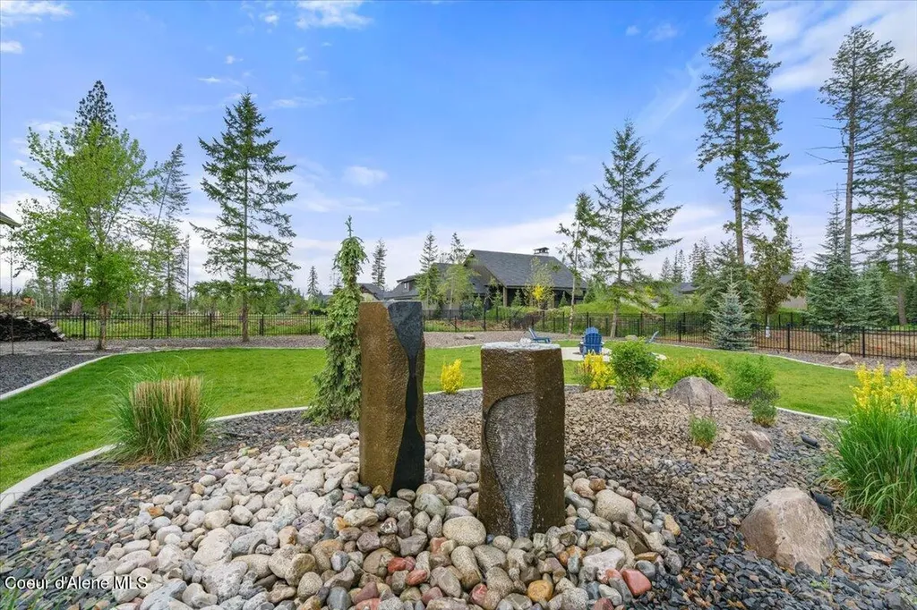 11633 N Spiraea Lane Hayden Lake ID 83835