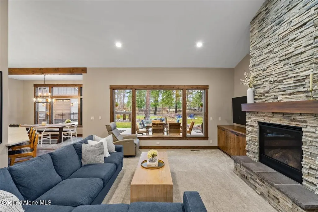 11633 N Spiraea Lane Hayden Lake ID 83835