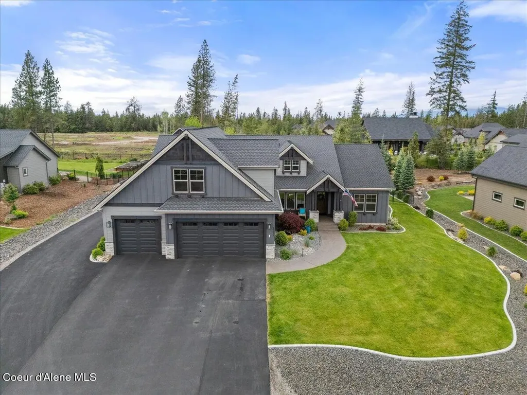 11633 N Spiraea Lane Hayden Lake ID 83835