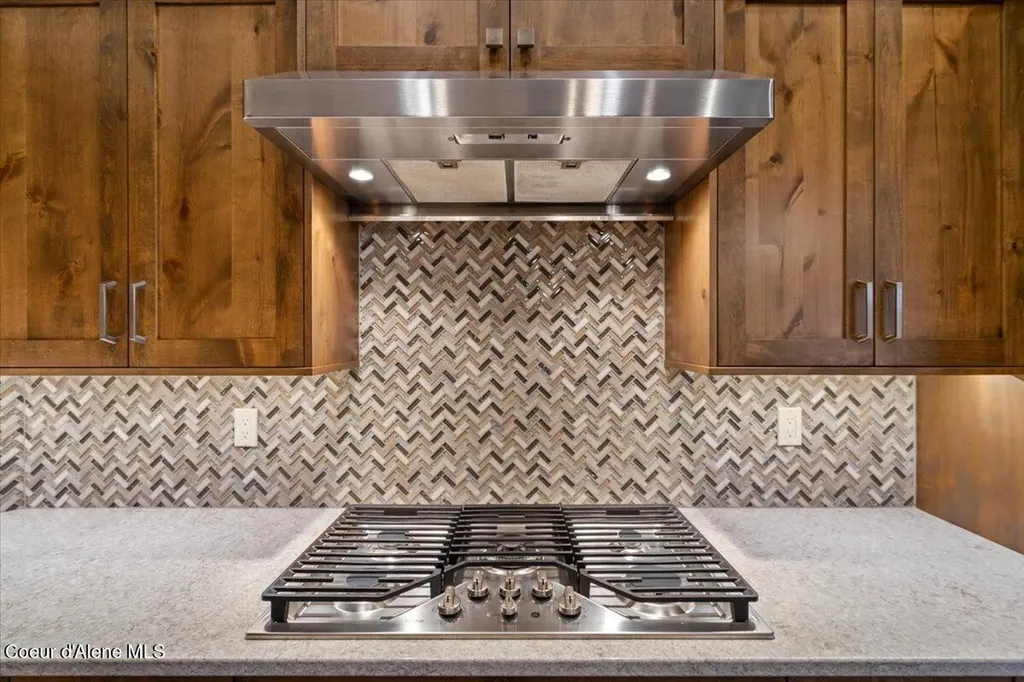 11633 N Spiraea Lane Hayden Lake ID 83835