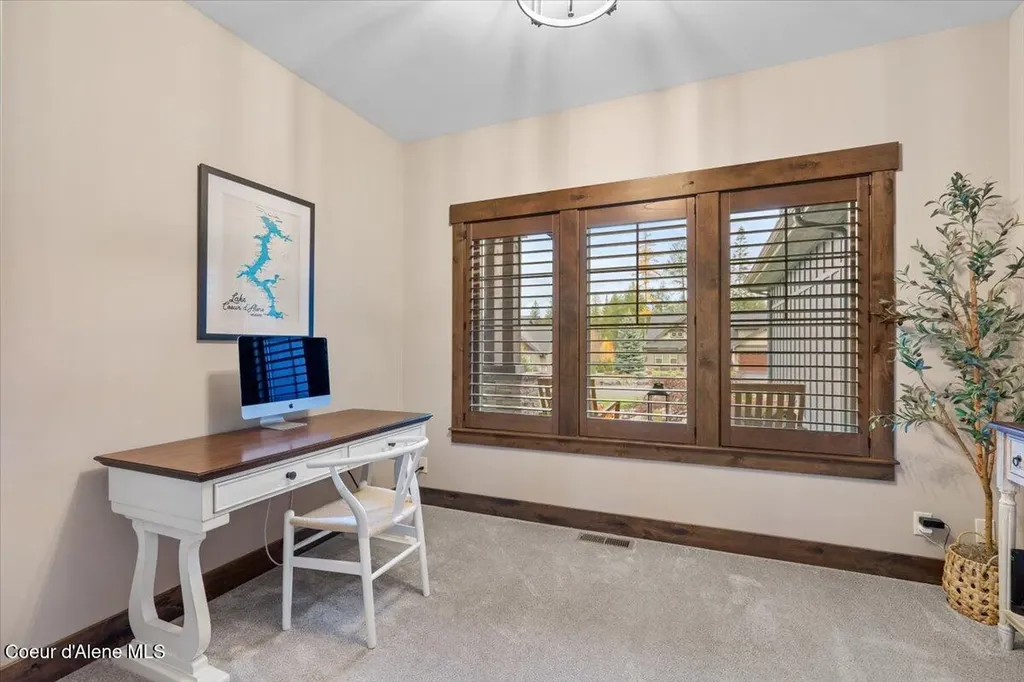 11633 N Spiraea Lane Hayden Lake ID 83835