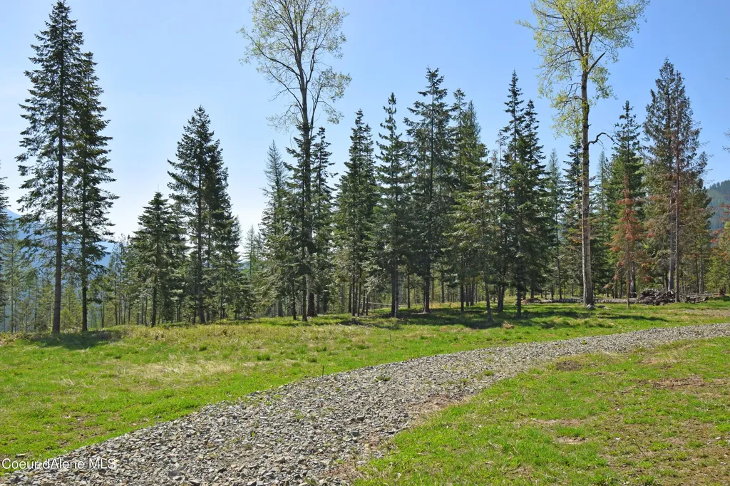 8694 Meadow Creek Road Bonners Ferry ID 83805