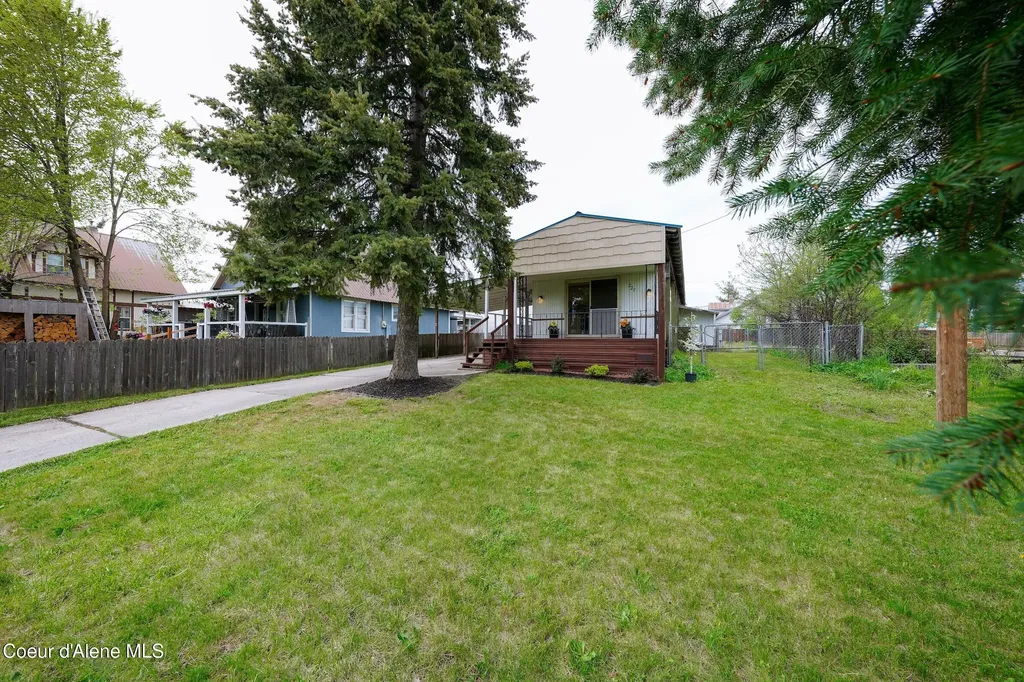 227 Summit Boulevard Priest River ID 83856