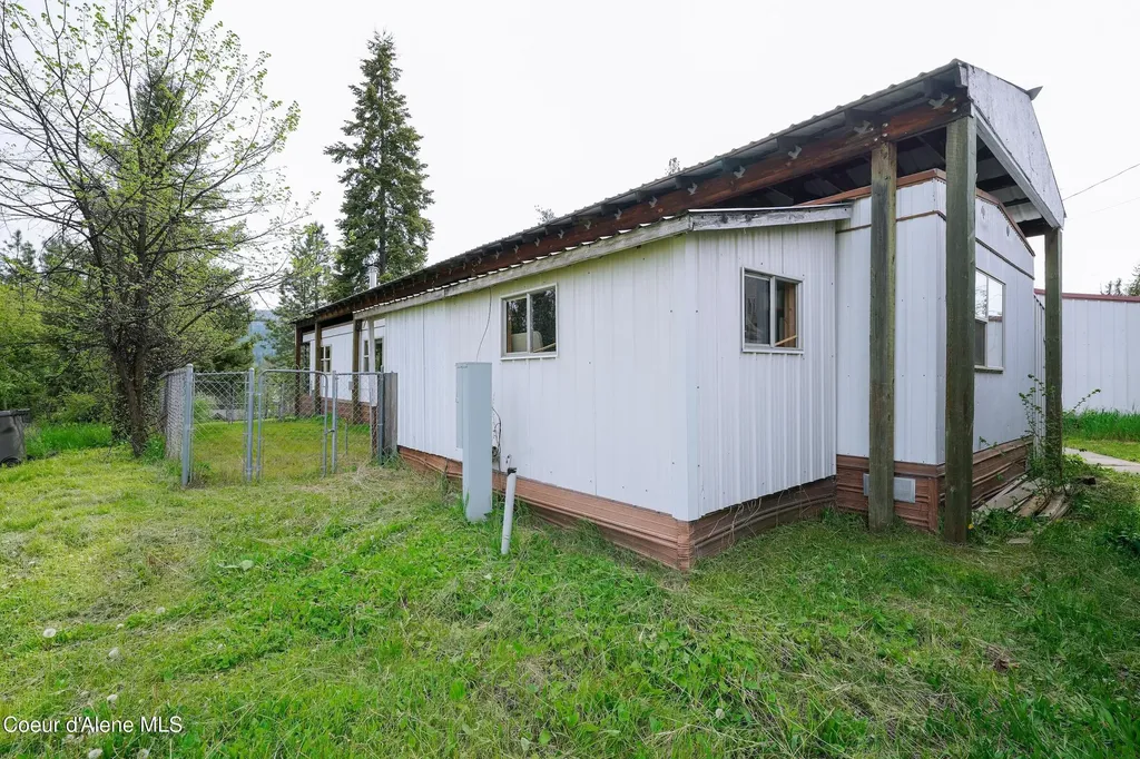 227 Summit Boulevard Priest River ID 83856