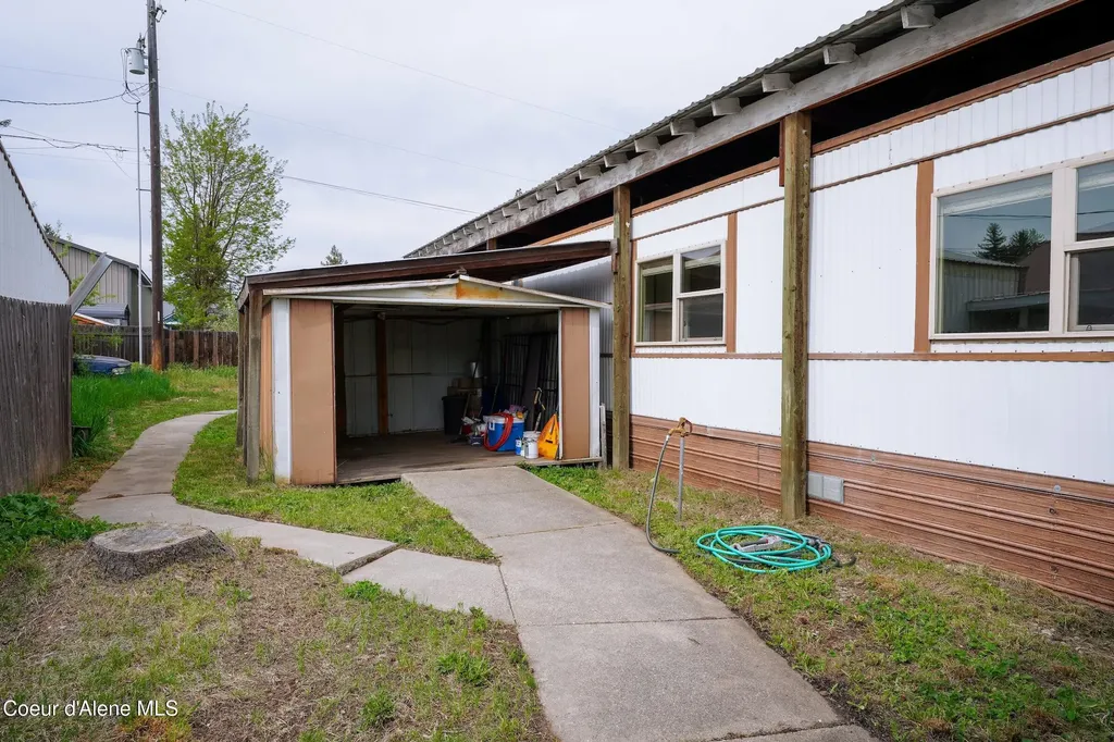 227 Summit Boulevard Priest River ID 83856