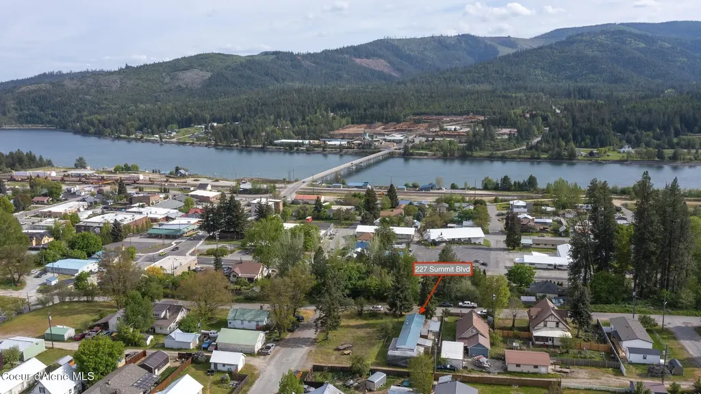 227 Summit Boulevard Priest River ID 83856