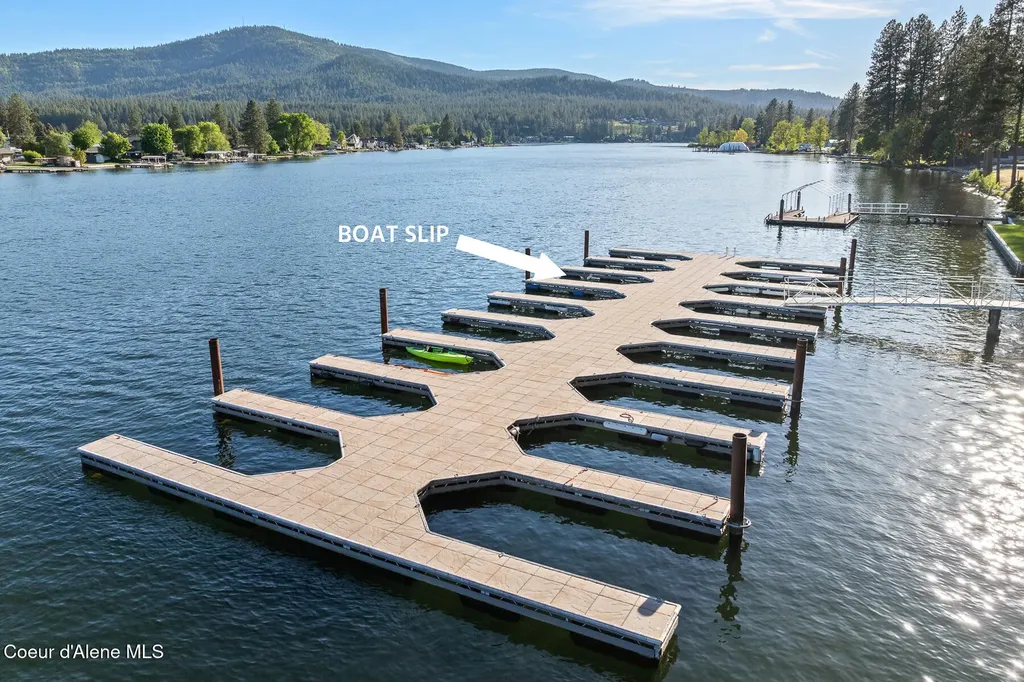 506 E Shore Pines Court Post Falls ID 83854