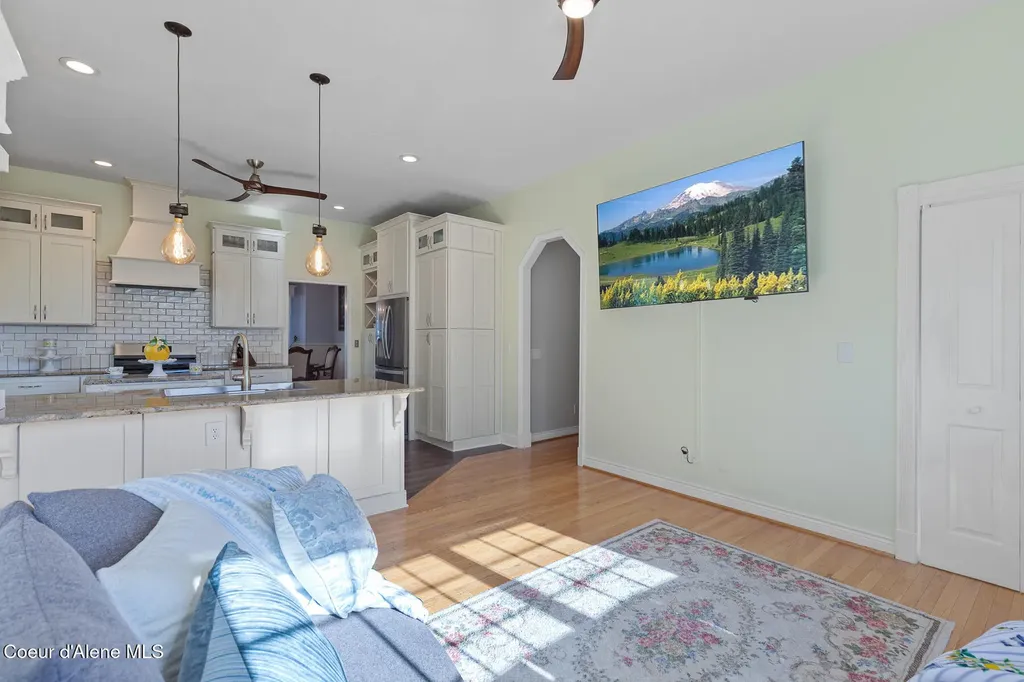 506 E Shore Pines Court Post Falls ID 83854