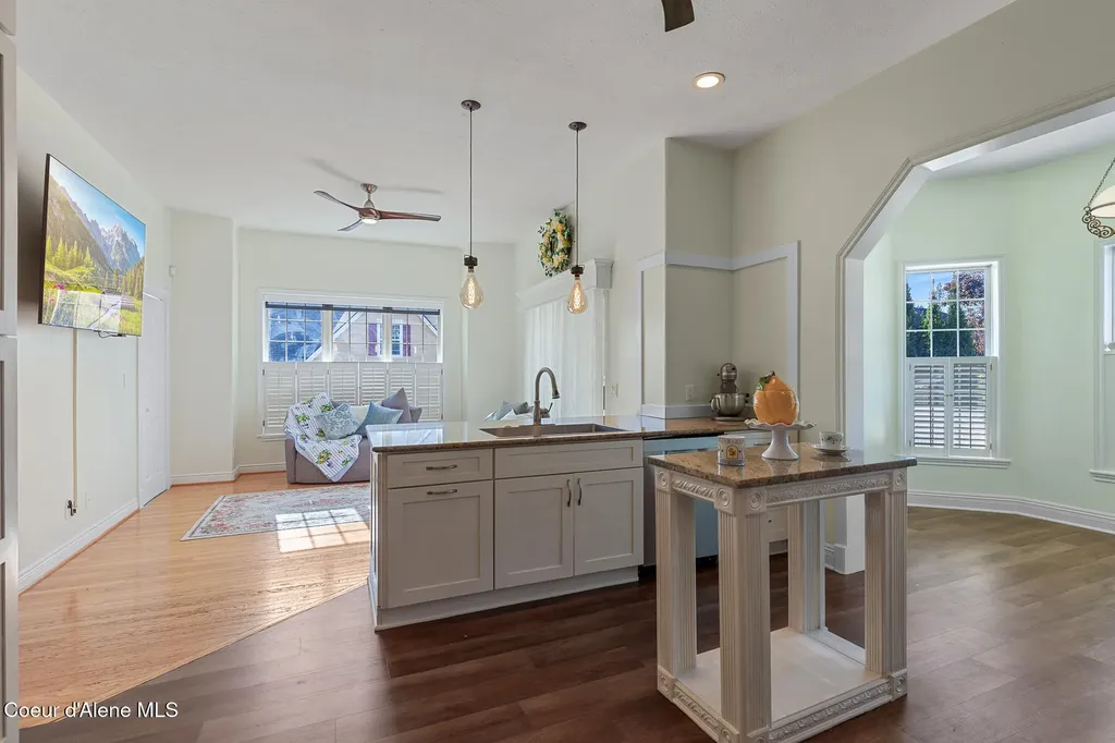 506 E Shore Pines Court Post Falls ID 83854