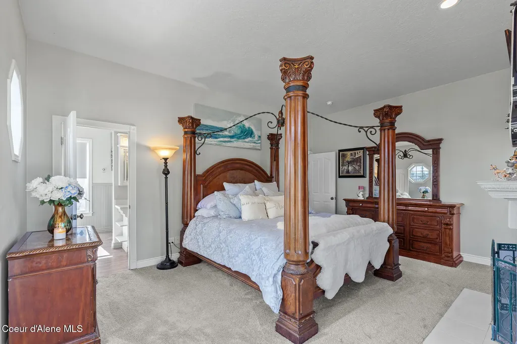 506 E Shore Pines Court Post Falls ID 83854