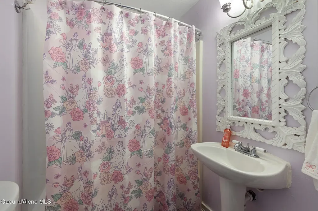 506 E Shore Pines Court Post Falls ID 83854