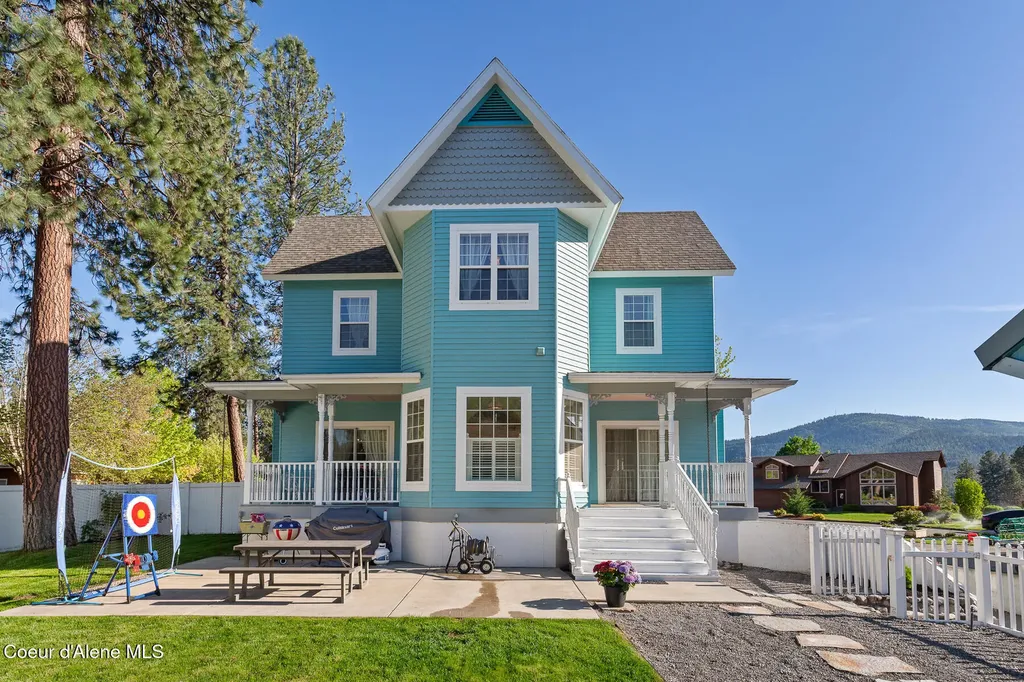 506 E Shore Pines Court Post Falls ID 83854