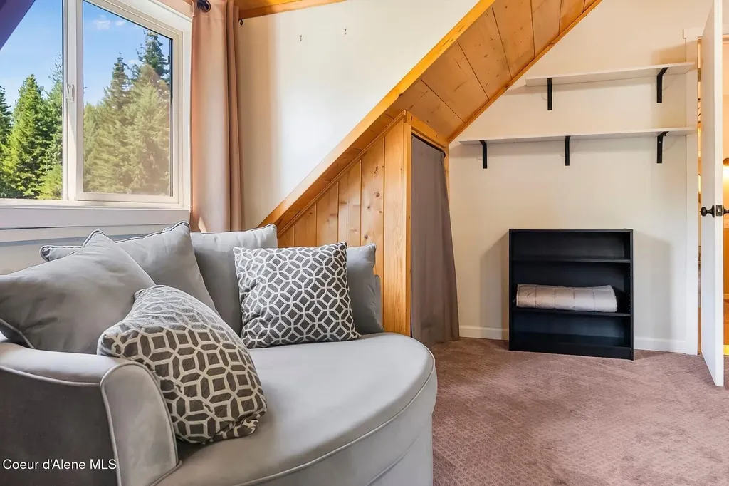 50 Goat Trail Sandpoint ID 83864