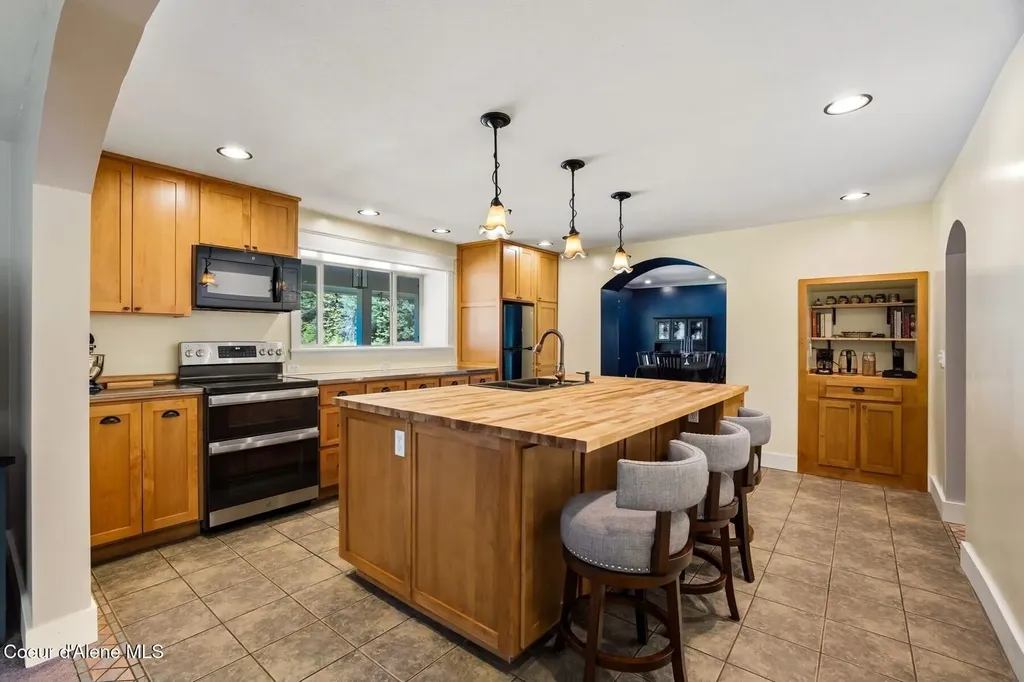 50 Goat Trail Sandpoint ID 83864