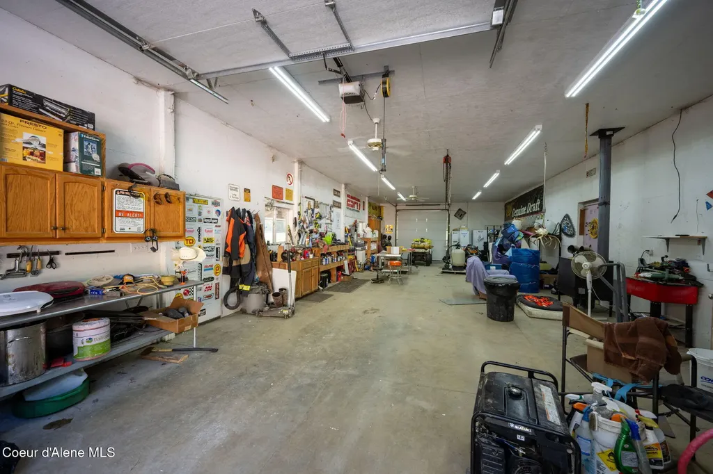 289 Gold Road Naples ID 83847