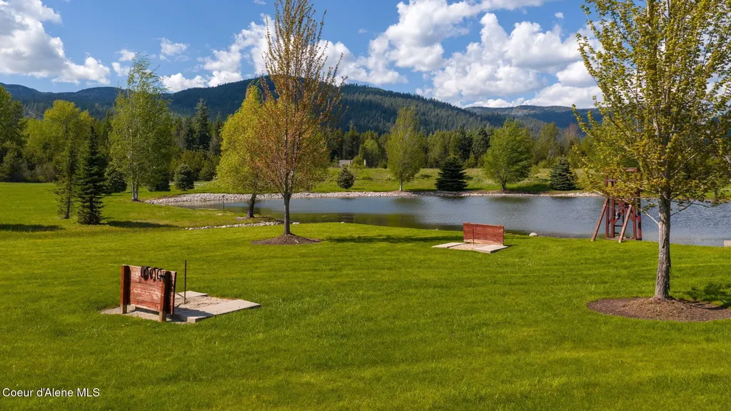 289 Gold Road Naples ID 83847