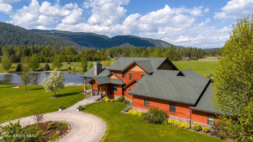 289 Gold Road Naples ID 83847