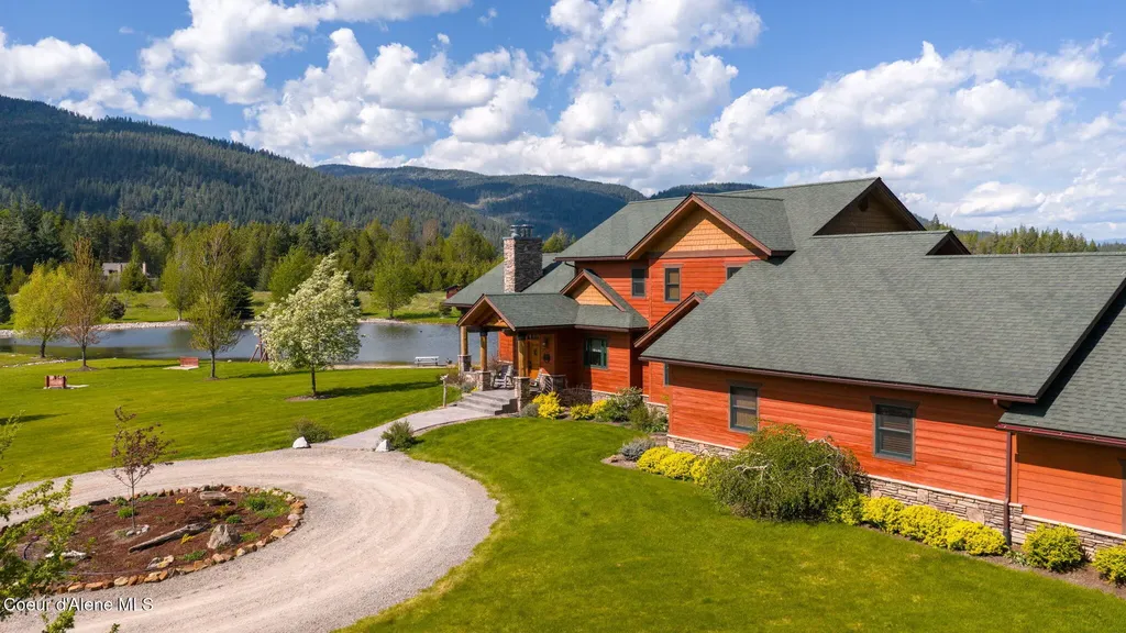 289 Gold Road Naples ID 83847