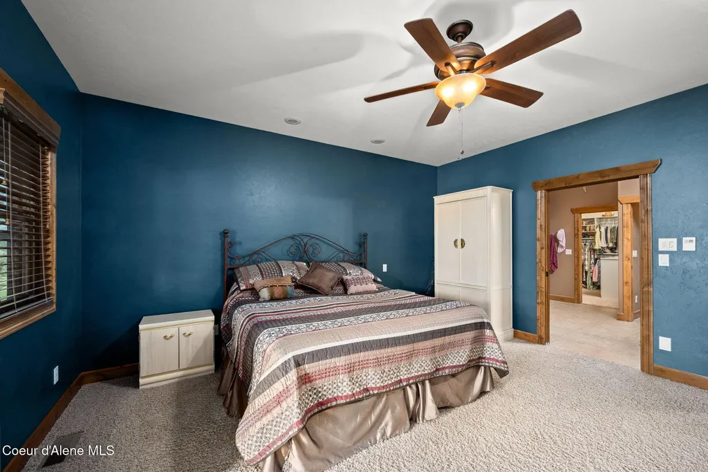 289 Gold Road Naples ID 83847