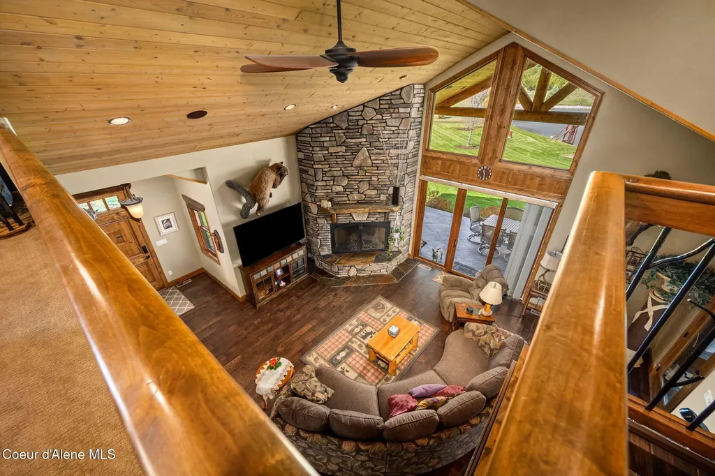 289 Gold Road Naples ID 83847