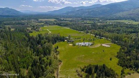 289 Gold Road Naples ID 83847