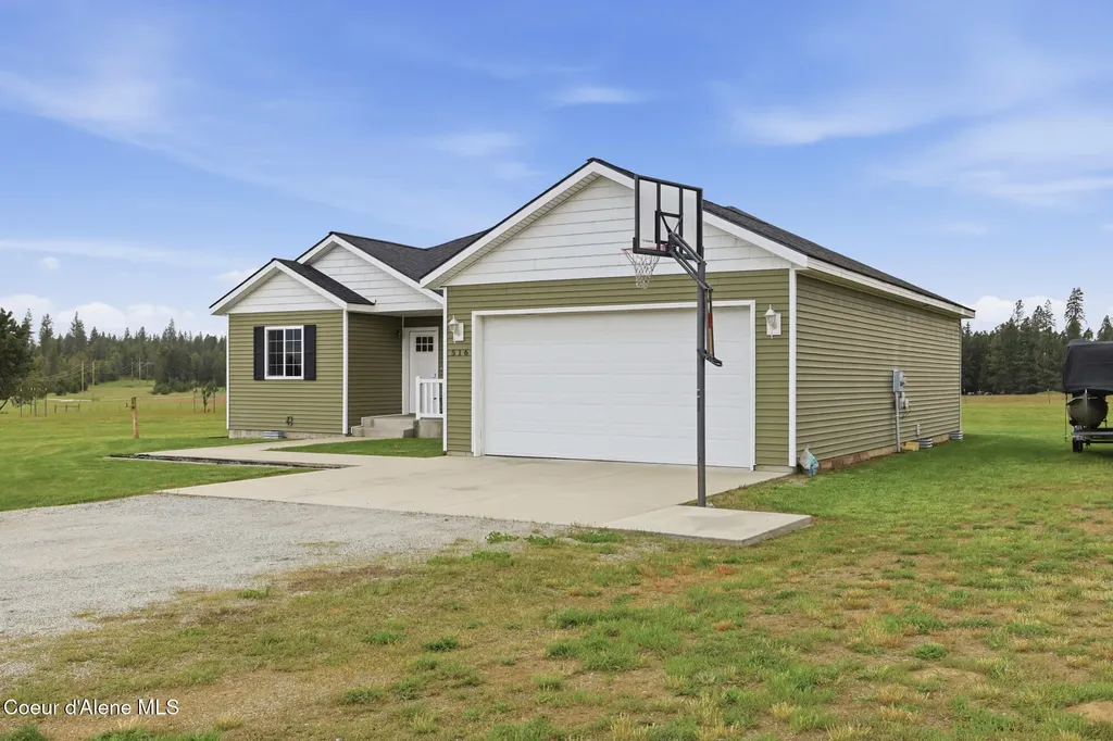 516 Solar Road Oldtown ID 83822