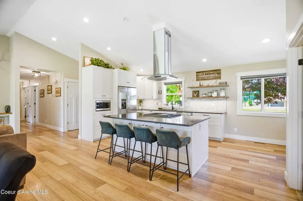 7464 N 4th Street Dalton Gardens ID 83815