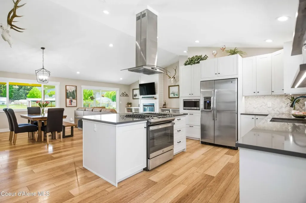 7464 N 4th Street Dalton Gardens ID 83815