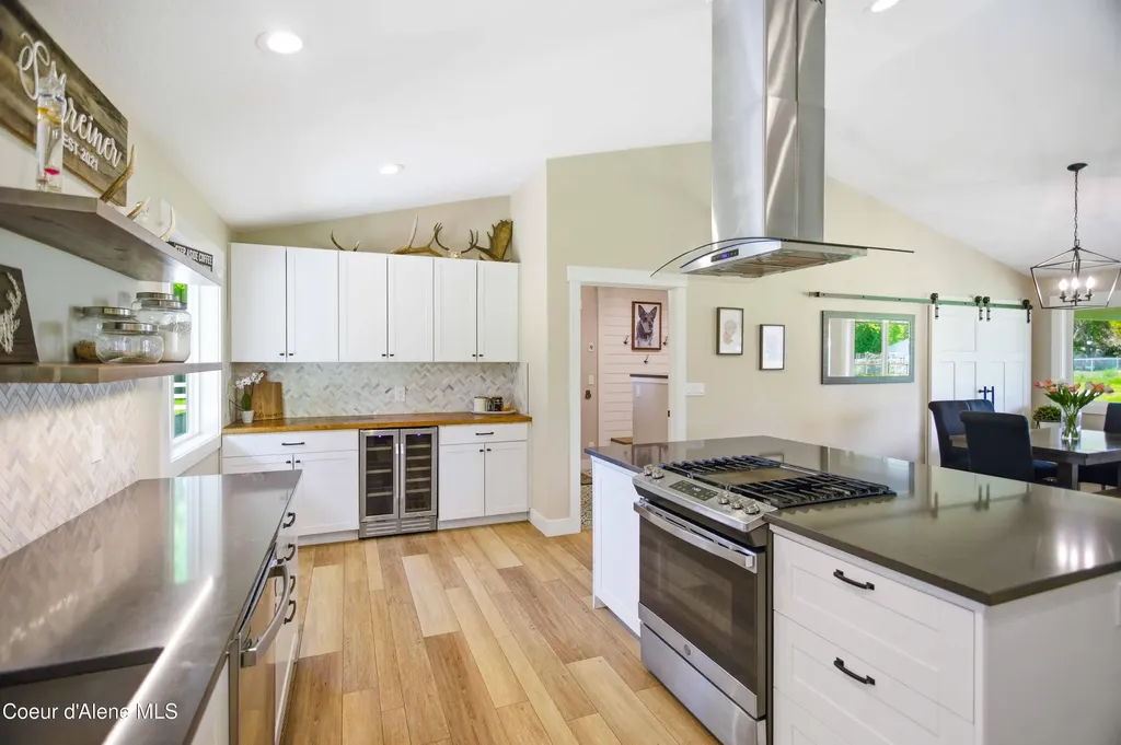 7464 N 4th Street Dalton Gardens ID 83815