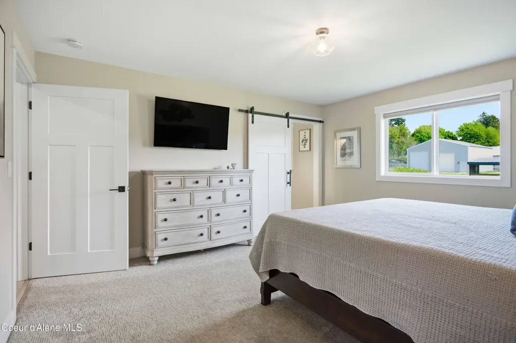 7464 N 4th Street Dalton Gardens ID 83815