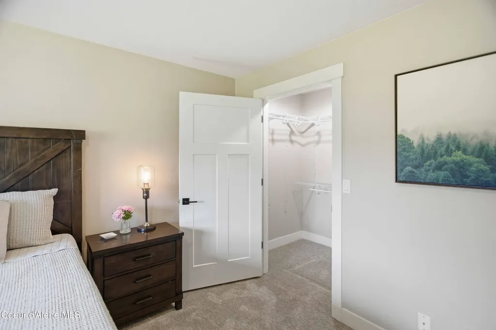 7464 N 4th Street Dalton Gardens ID 83815