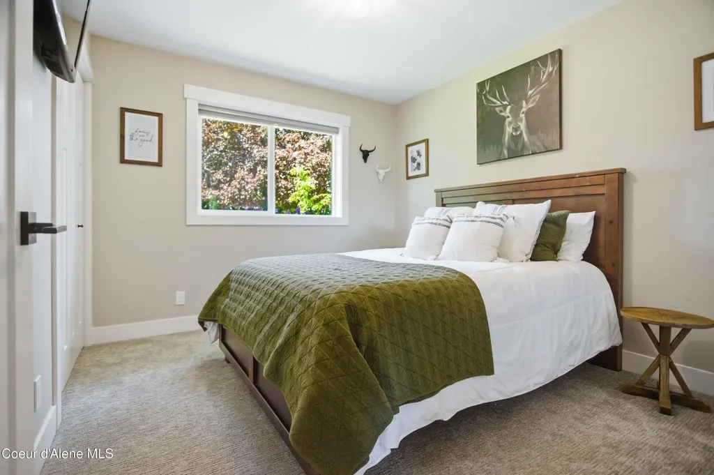 7464 N 4th Street Dalton Gardens ID 83815