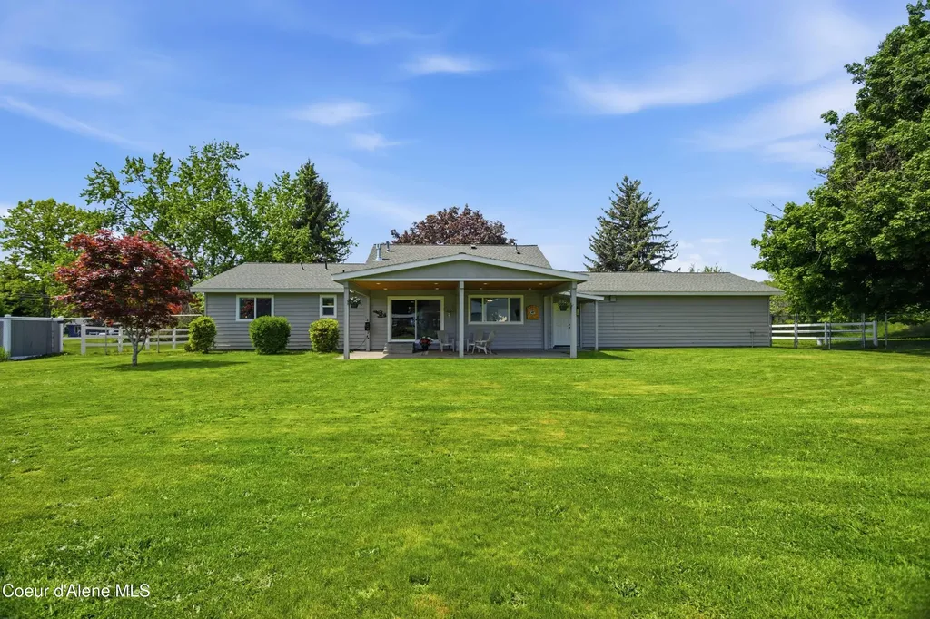7464 N 4th Street Dalton Gardens ID 83815
