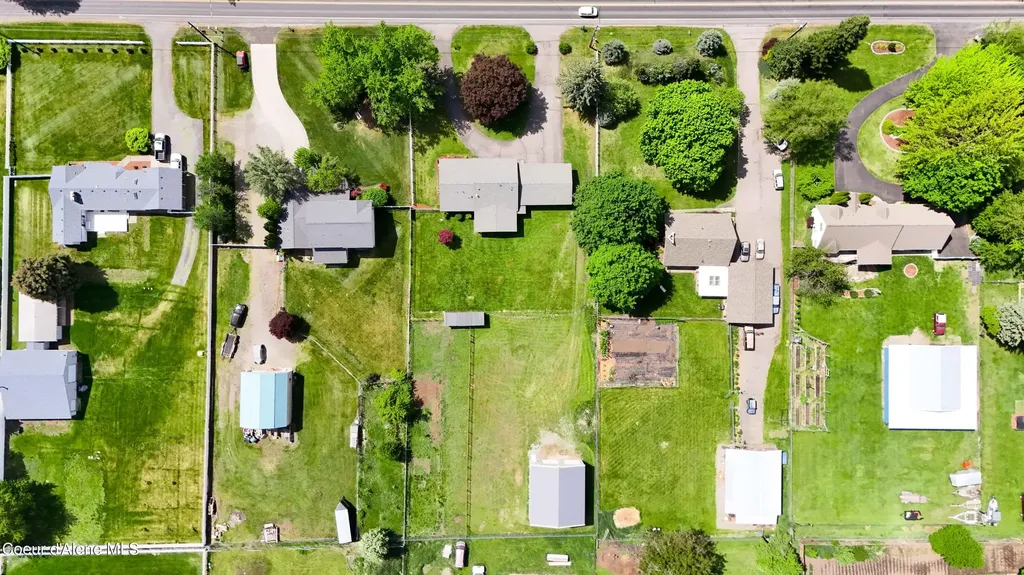 7464 N 4th Street Dalton Gardens ID 83815